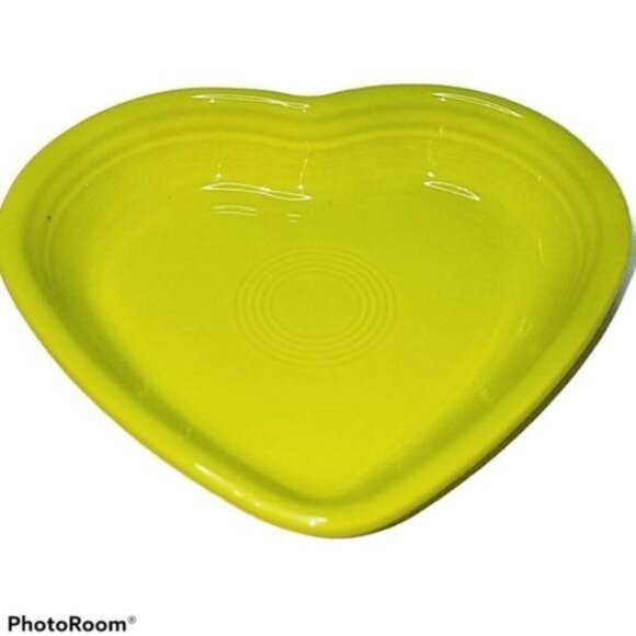 Fiestaware Fiesta CERAMIC Medium Heart Bowl Dish CONTAINER Lemongrass - Picture 10 of 11
